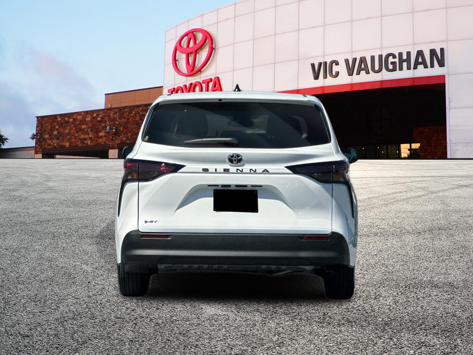 2026 Toyota Sienna LE