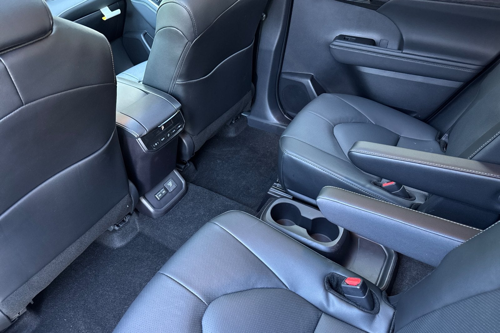 2026 Toyota Highlander Hybrid Hybrid Limited