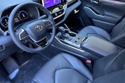 2026 Toyota Highlander Hybrid Hybrid Limited
