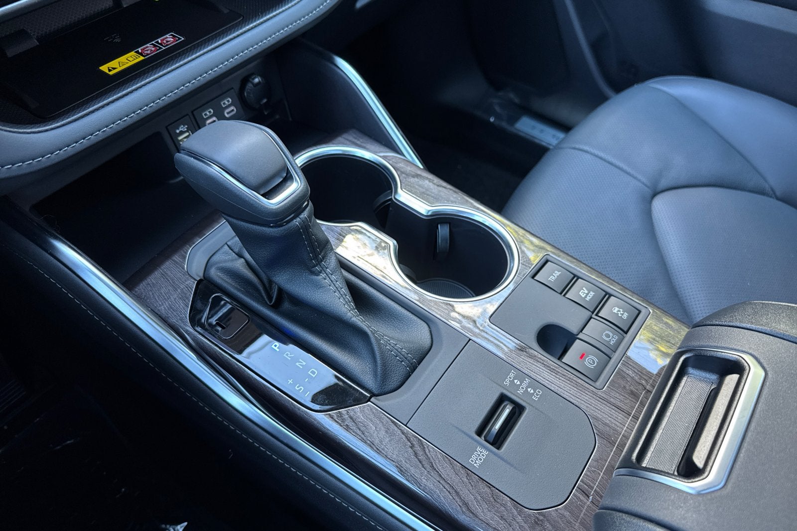2026 Toyota Highlander Hybrid Hybrid Limited