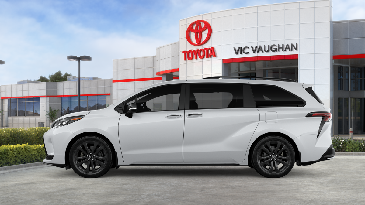 2026 Toyota Sienna XSE