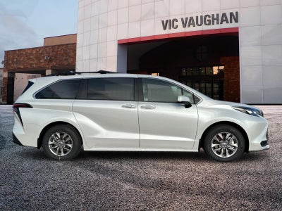 2026 Toyota Sienna XLE