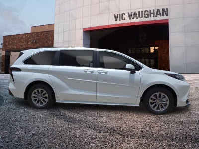 2026 Toyota Sienna XLE