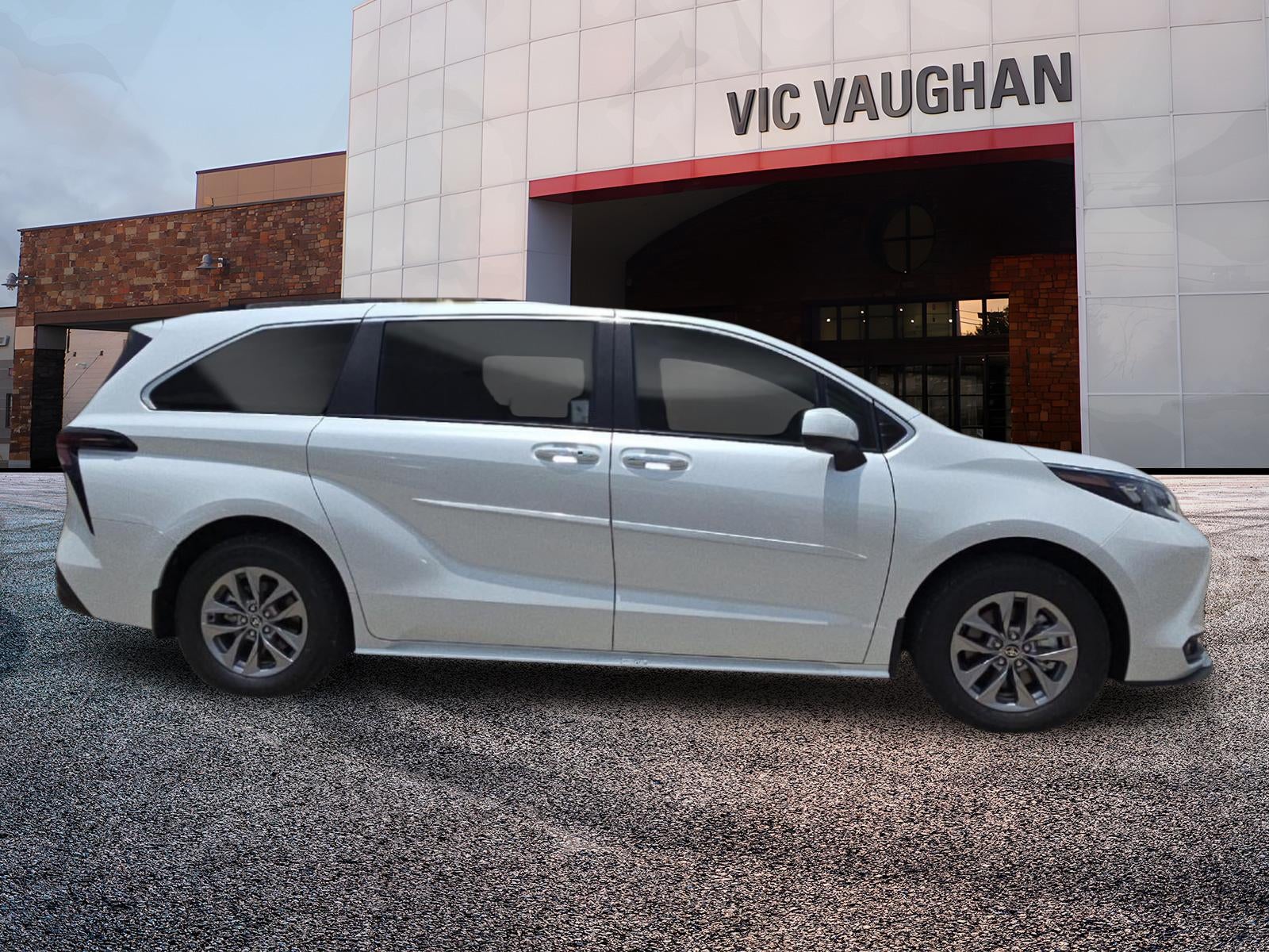 2026 Toyota Sienna XLE