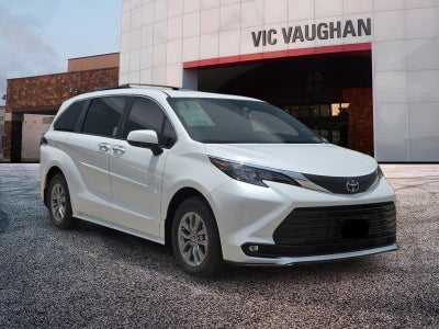 2026 Toyota Sienna XLE