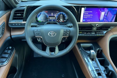 2026 Toyota Toyota Crown Signia Limited