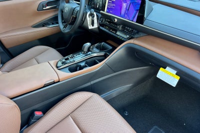 2026 Toyota Toyota Crown Signia Limited