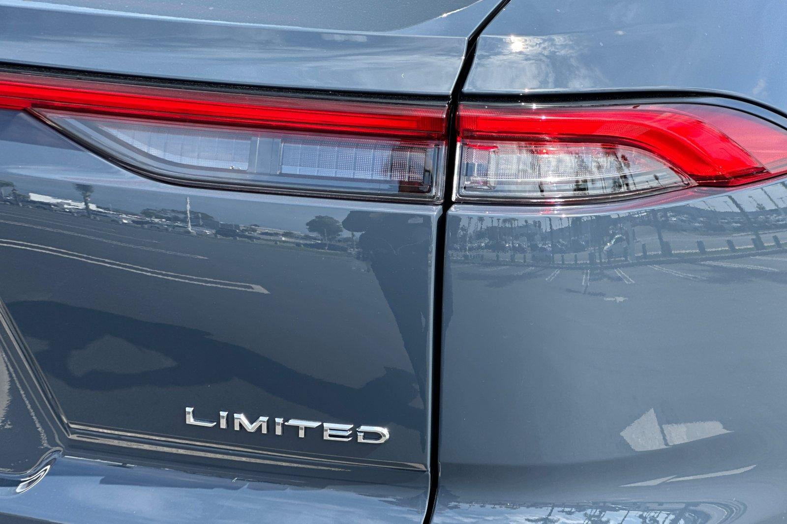 2026 Toyota Toyota Crown Signia Limited