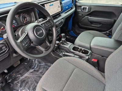 2025 Jeep Wrangler Sport