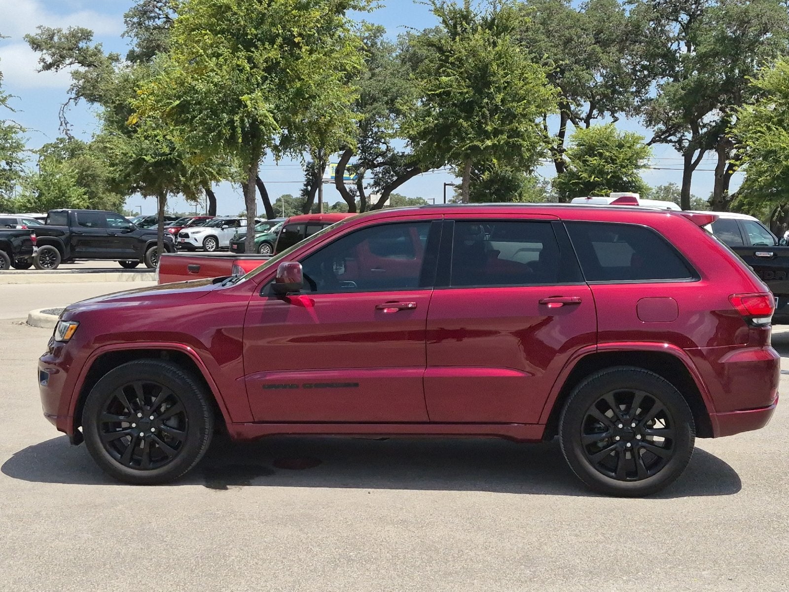 2020 Jeep Grand Cherokee Altitude
