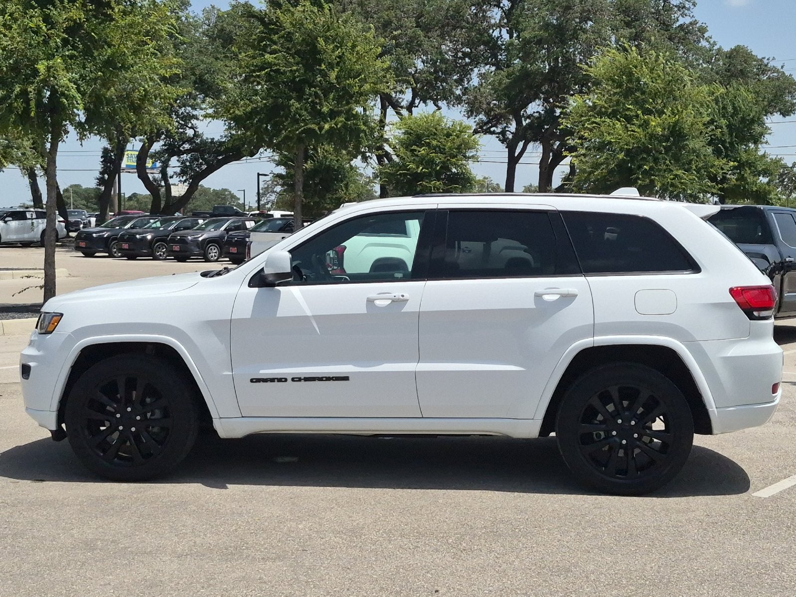 2019 Jeep Grand Cherokee Altitude