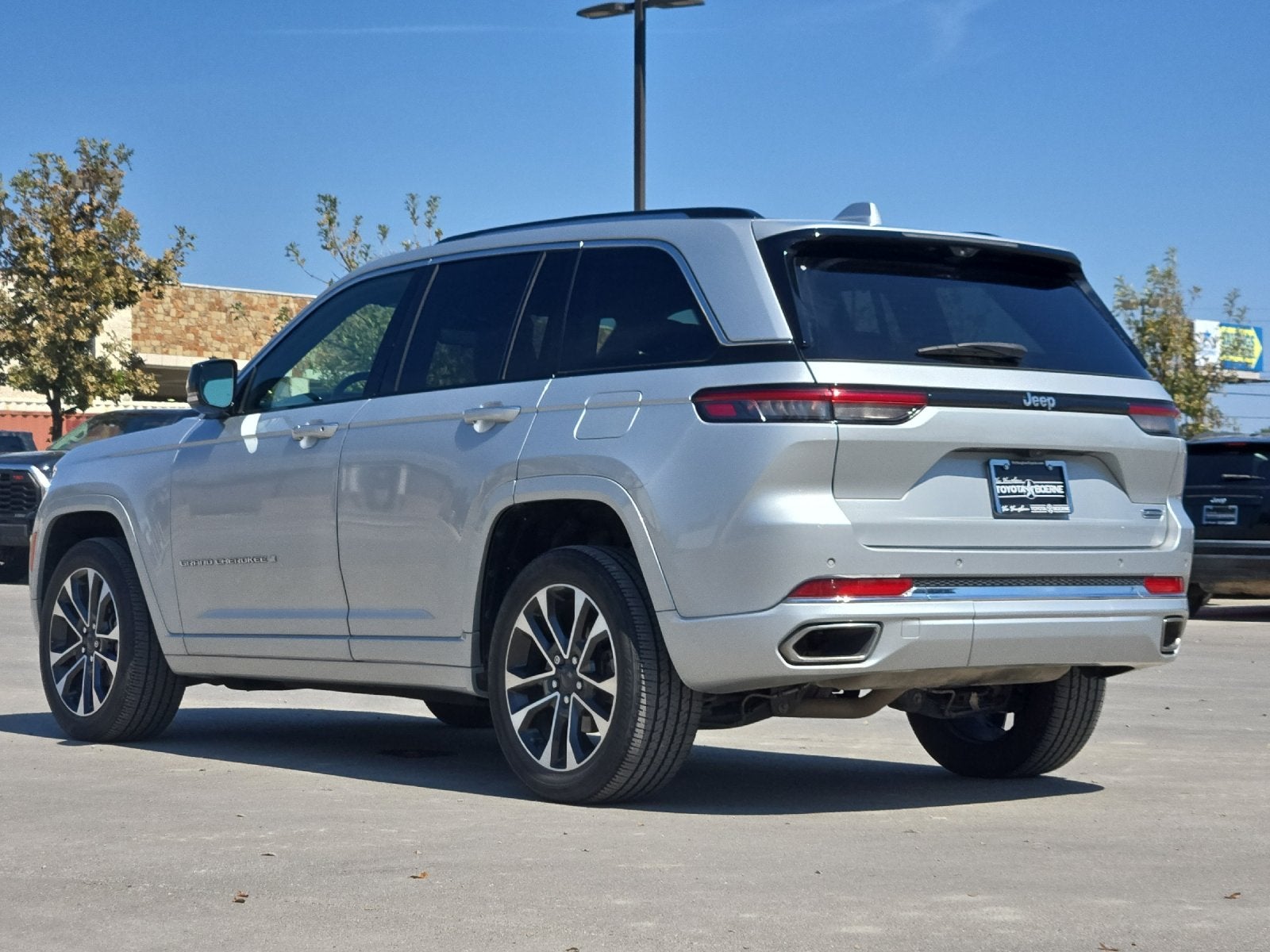2022 Jeep Grand Cherokee Overland
