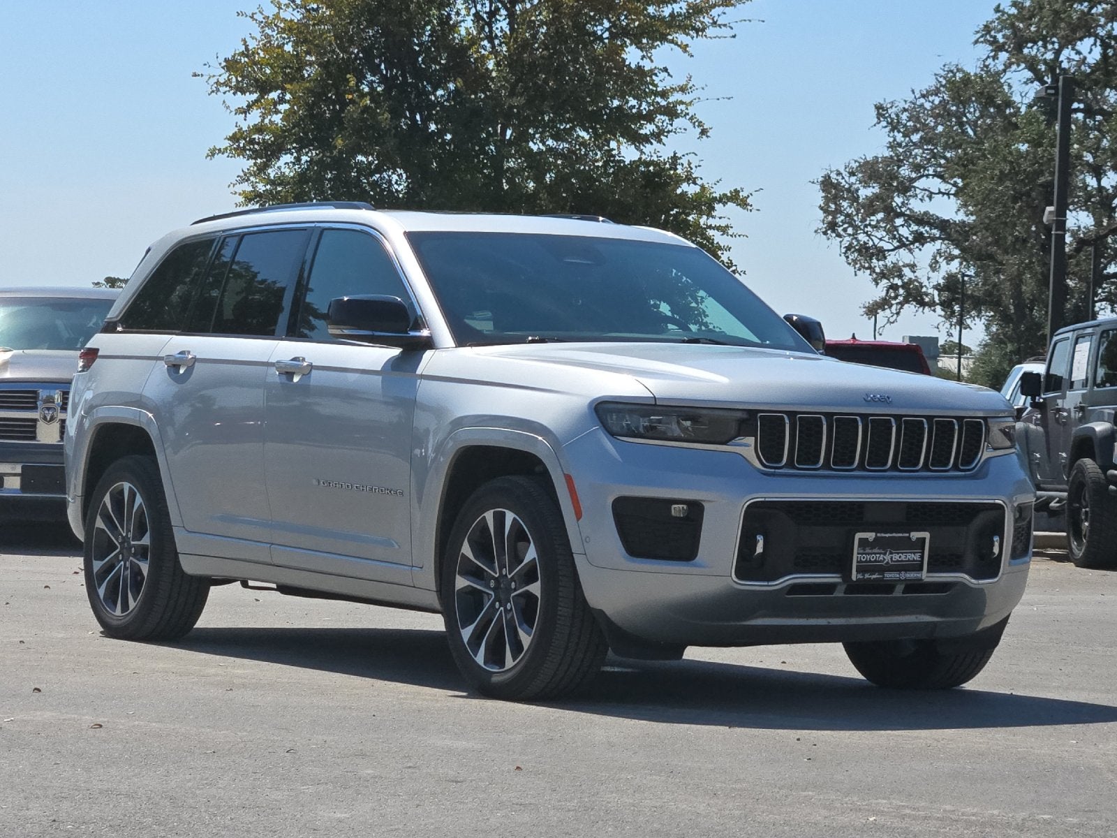 2022 Jeep Grand Cherokee Overland
