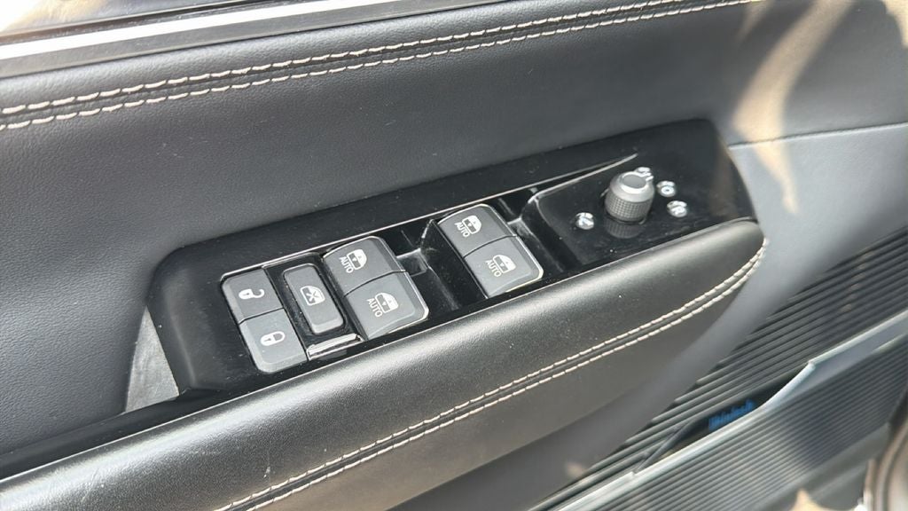 2024 Jeep Grand Wagoneer L Base