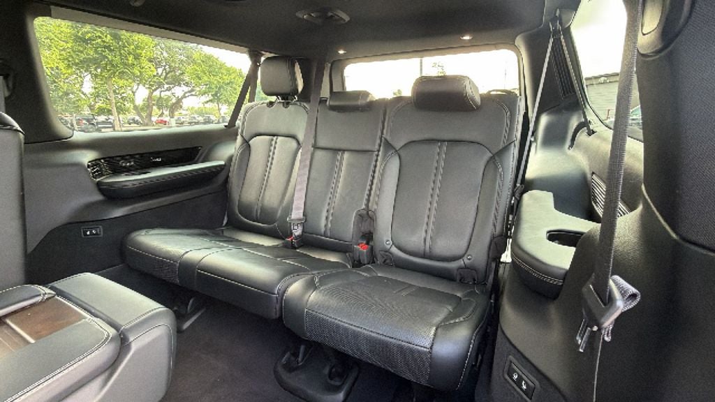 2024 Jeep Grand Wagoneer L Base