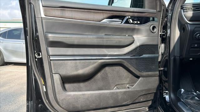 2024 Jeep Grand Wagoneer L Base