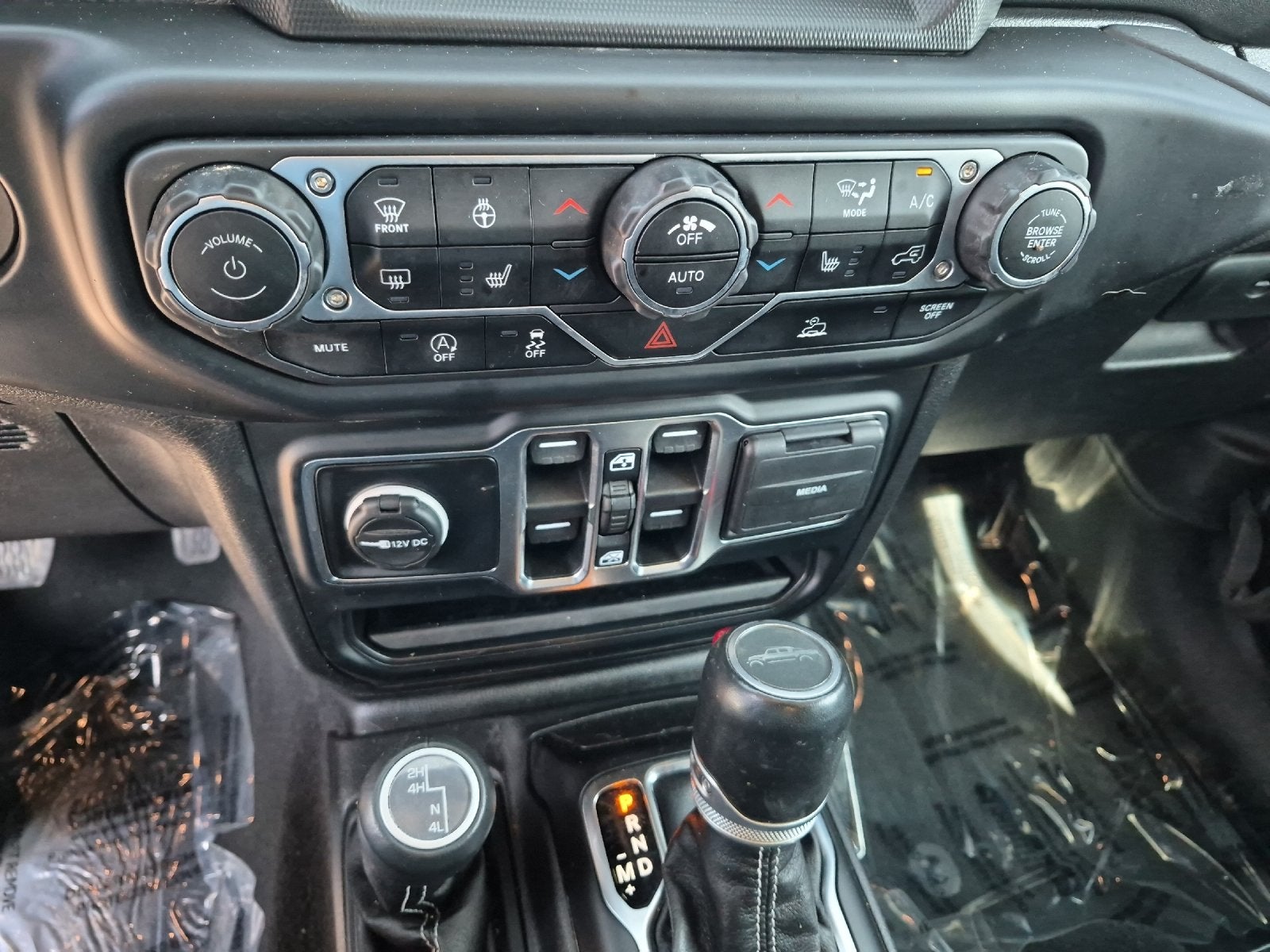 2023 Jeep Gladiator Overland