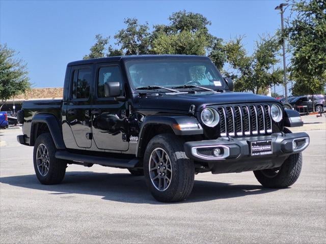 2023 Jeep Gladiator Overland