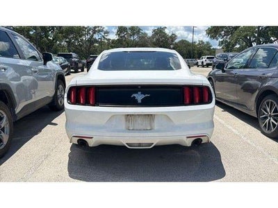 2016 Ford Mustang V6