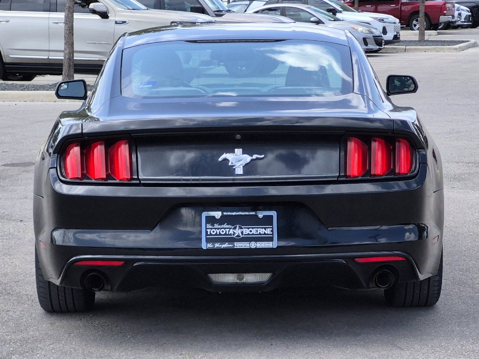 2016 Ford Mustang V6