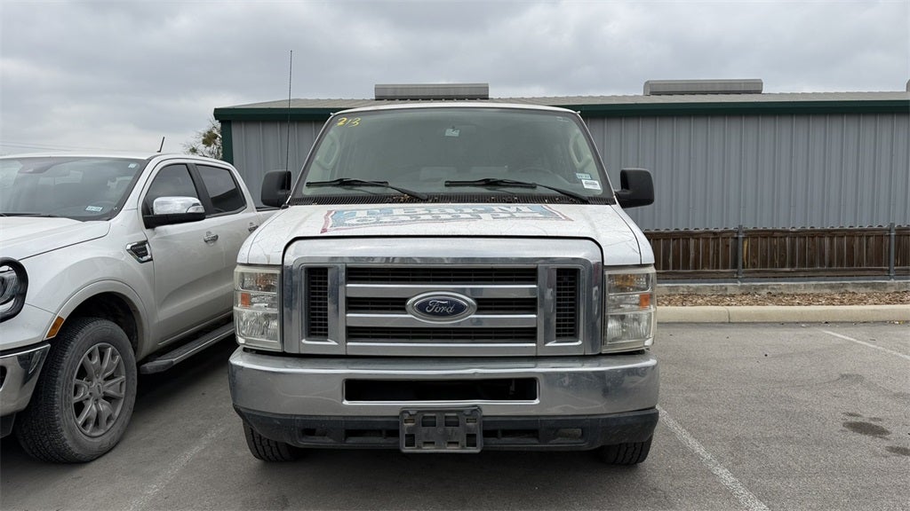 2012 Ford E-350SD XLT