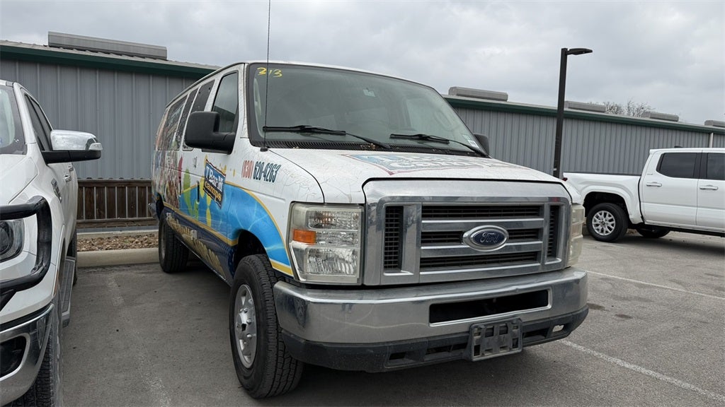 2012 Ford E-350SD XLT