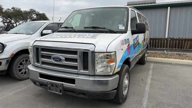 2012 Ford E-350SD XLT