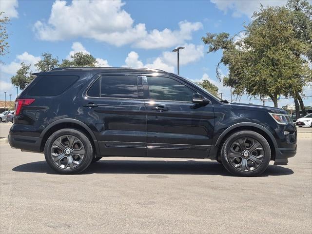 2018 Ford Explorer Sport