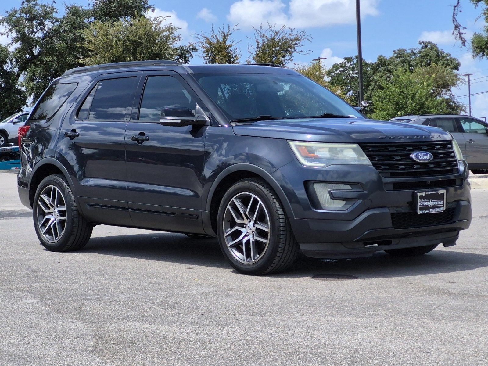 2017 Ford Explorer Sport