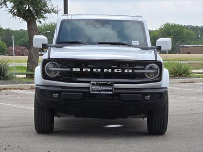 2026 Ford Bronco Outer Banks