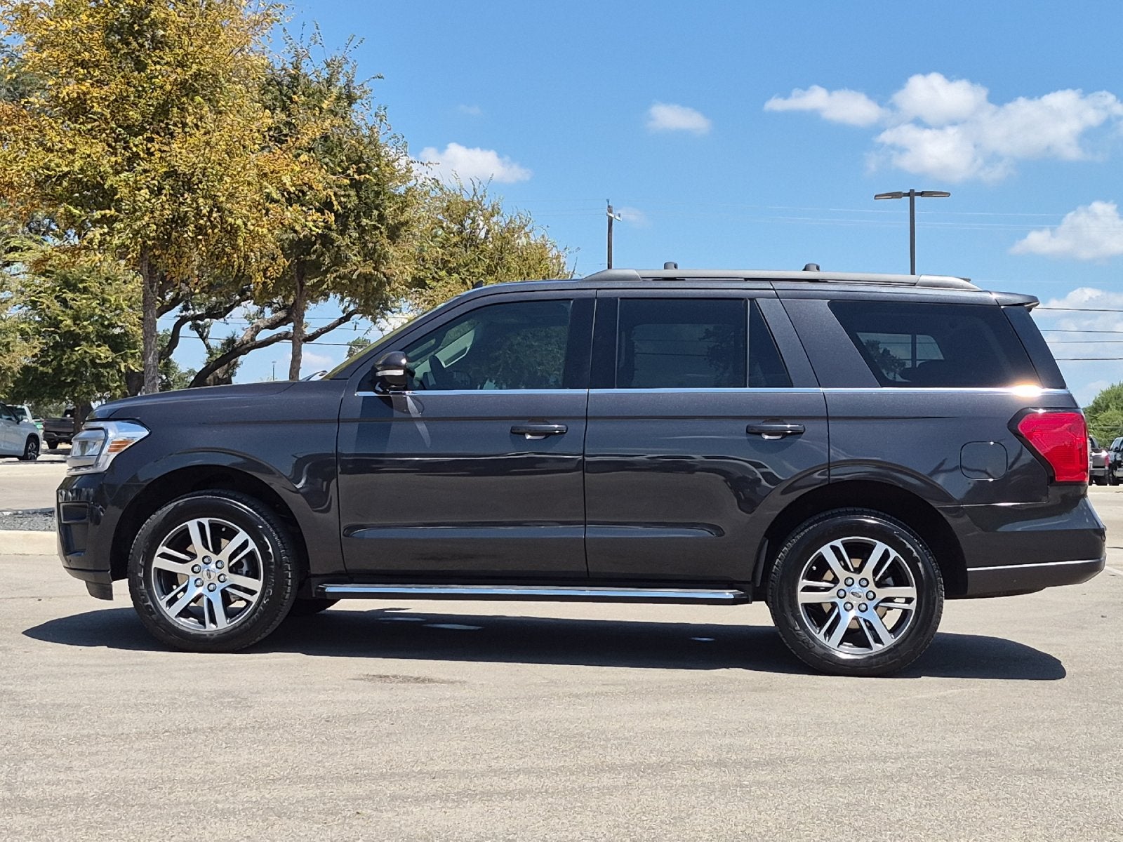 2022 Ford Expedition XLT