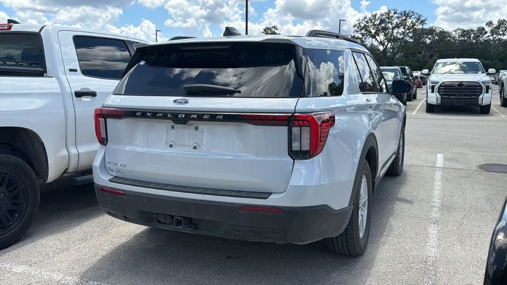 2025 Ford Explorer Active