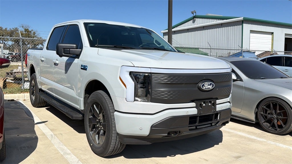 2024 Ford F-150 Lightning Flash