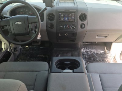 2004 Ford F-150 XL
