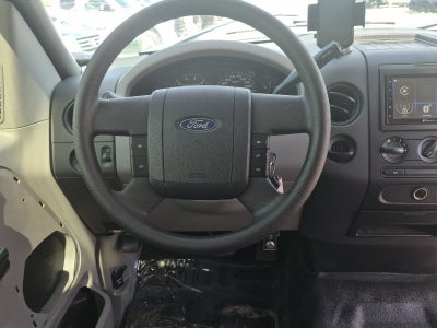 2004 Ford F-150 XL