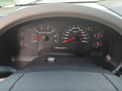 2004 Ford F-150 XL