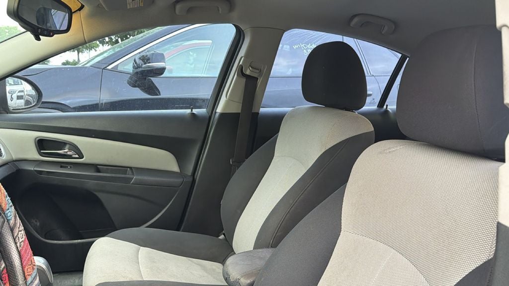 2011 Chevrolet Cruze LS