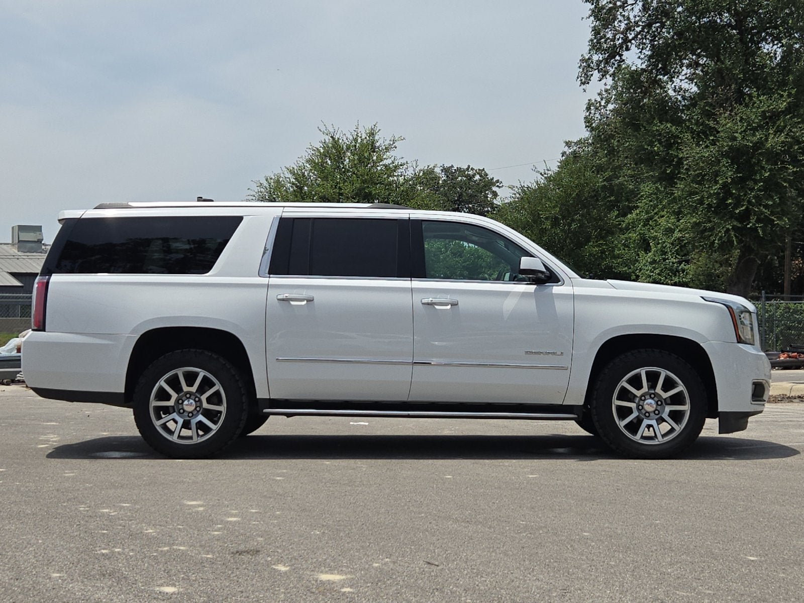 2020 GMC Yukon Denali