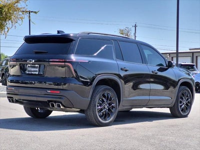 2024 Chevrolet Traverse LT