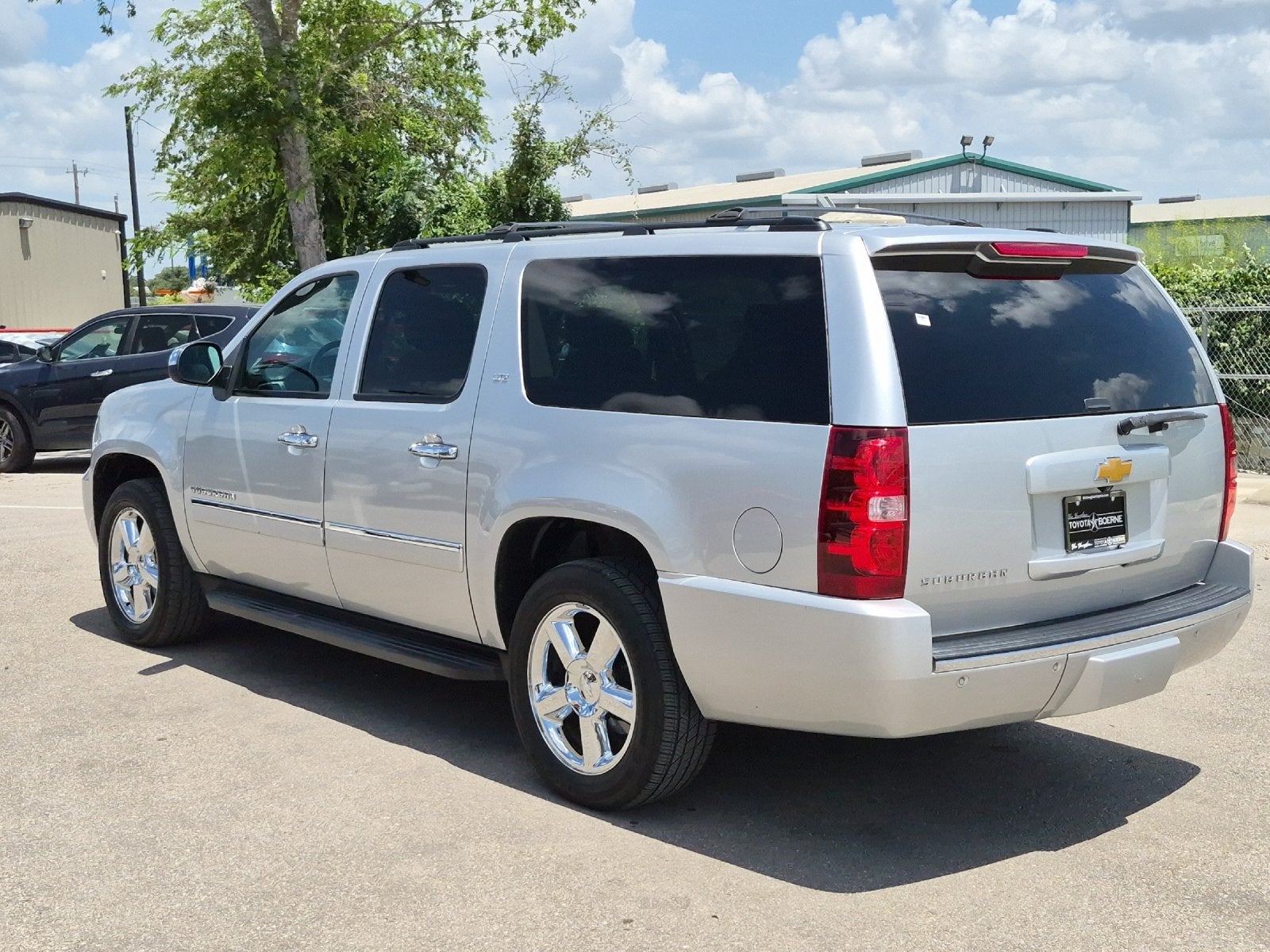 2014 Chevrolet Suburban LTZ