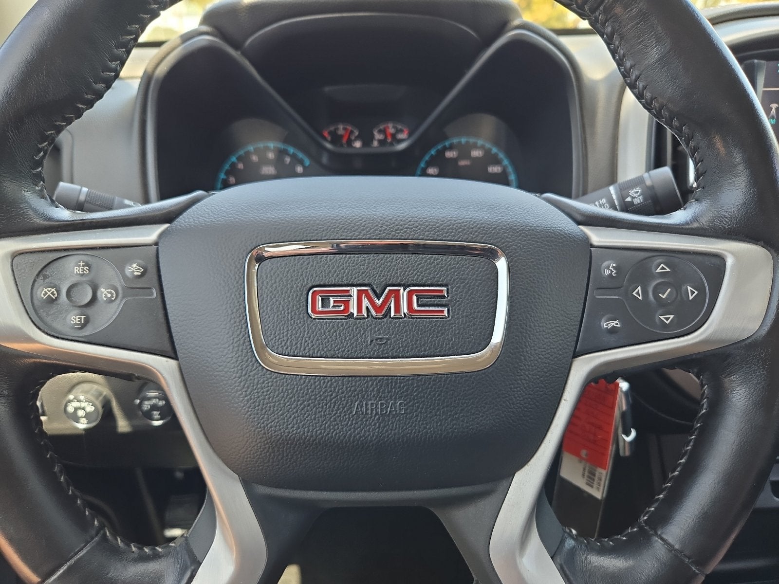 2017 GMC Canyon SLT