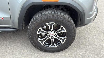 2023 GMC Canyon AT4
