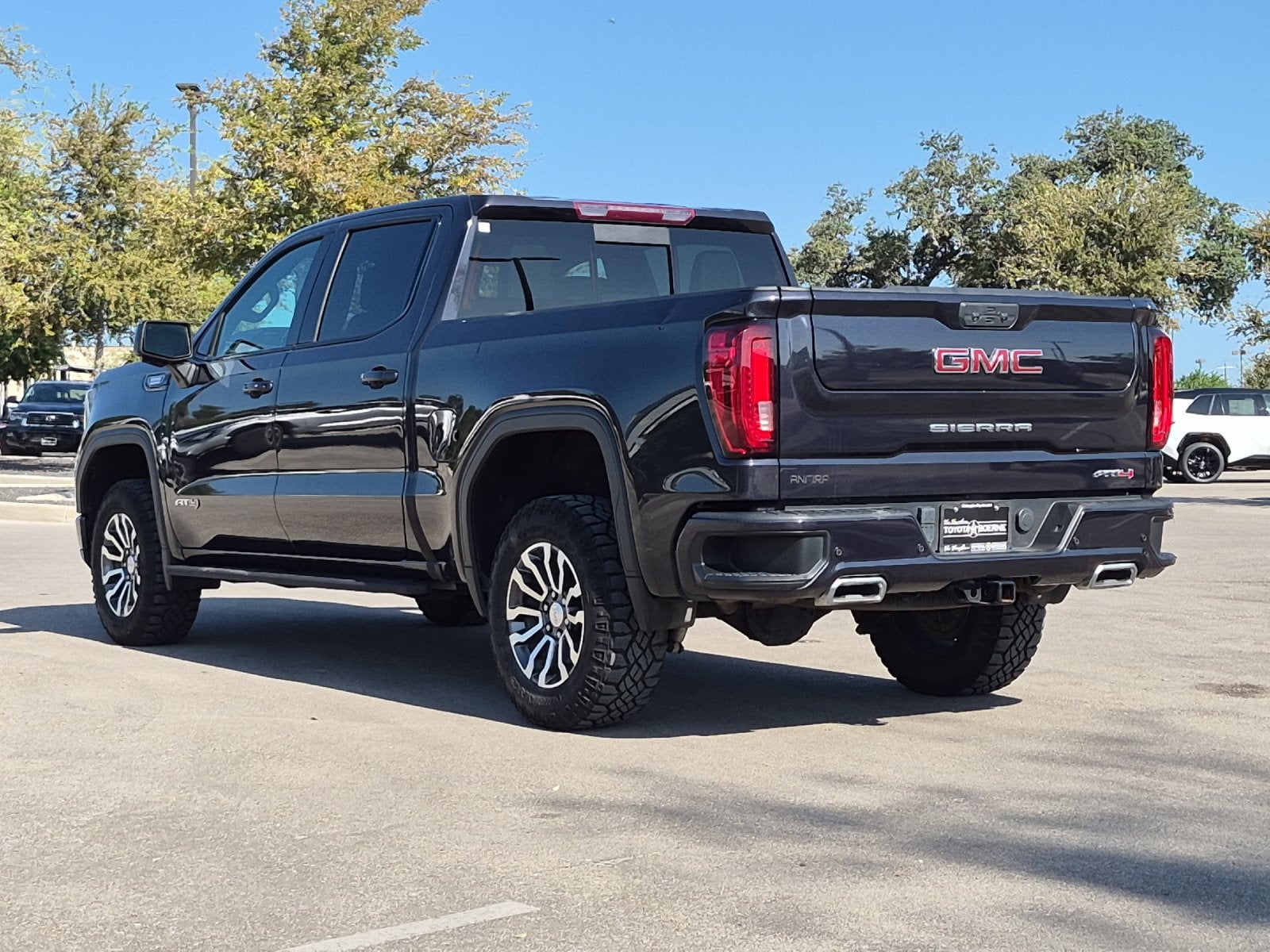 2023 GMC Sierra 1500 AT4