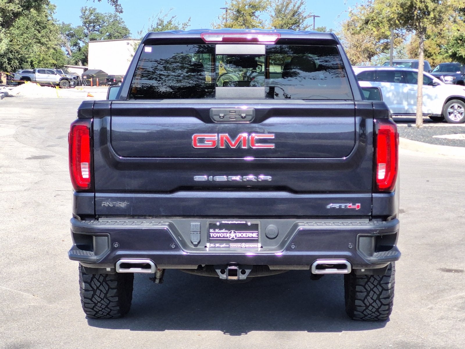 2023 GMC Sierra 1500 AT4
