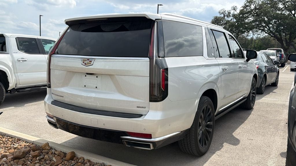 2023 Cadillac Escalade ESV Premium