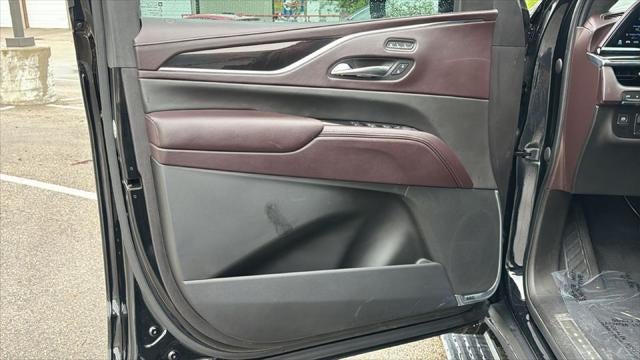 2021 Cadillac Escalade ESV Sport Platinum