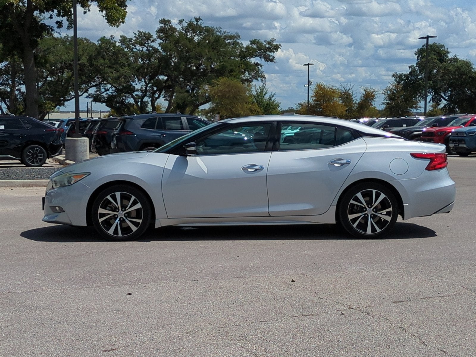 Used 2018 Nissan Maxima SL with VIN 1N4AA6AP3JC370266 for sale in Boerne, TX