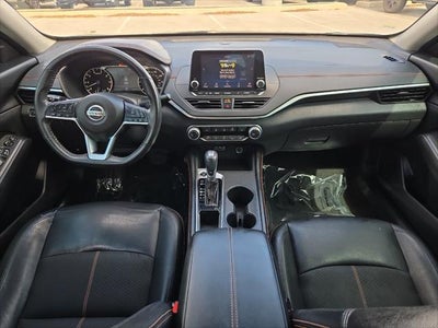 2022 Nissan Altima 2.5 SR