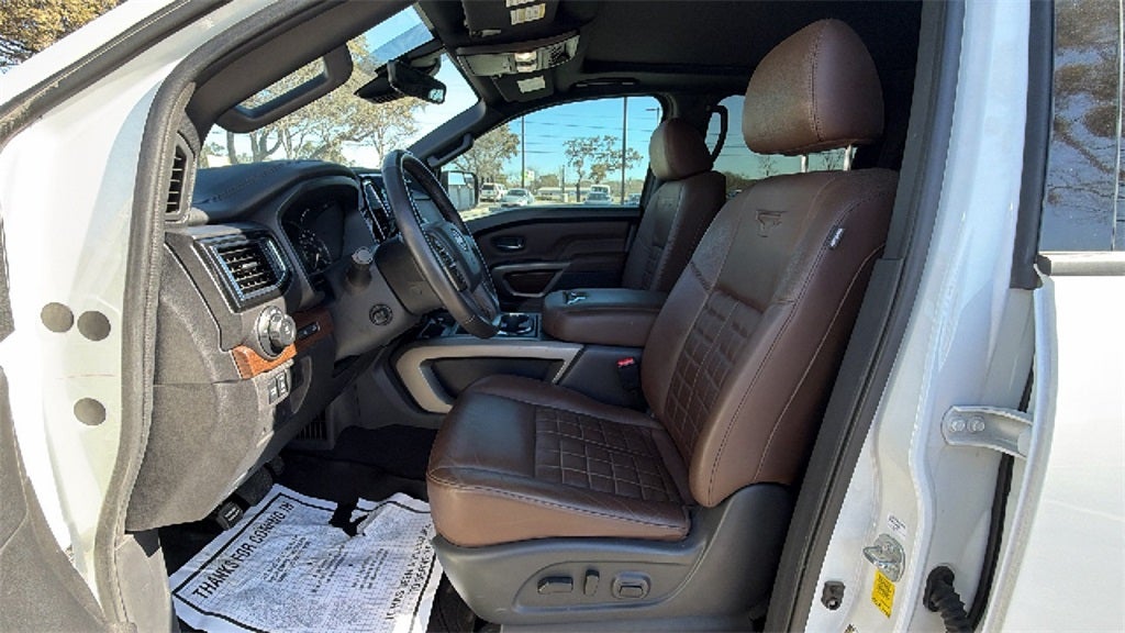 2023 Nissan Titan Platinum Reserve