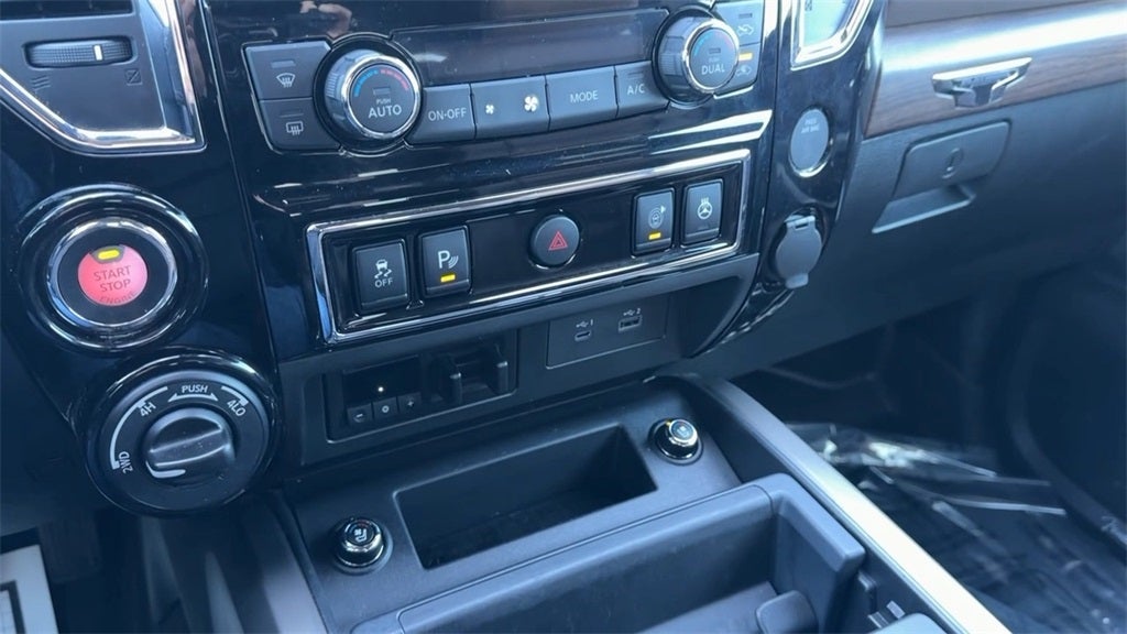 2023 Nissan Titan Platinum Reserve